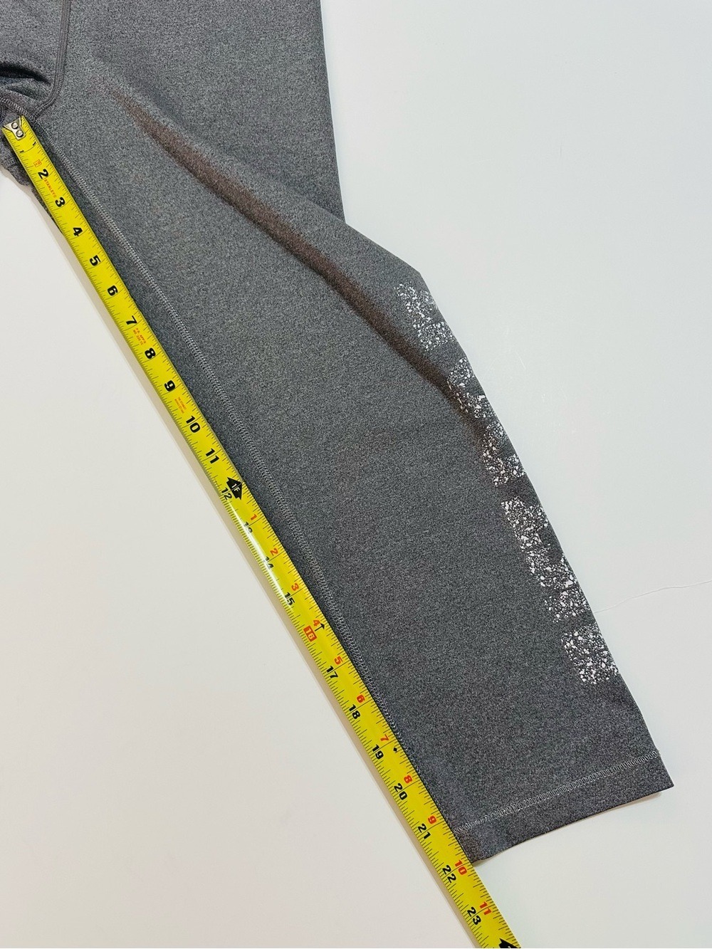 NIKE PRO DRI FIT CAPRI LEGGINGS WOMENS LARGE GRAY JUST DO IT GRAPHIC ACTIVEWEAR - Picture 8 of 11